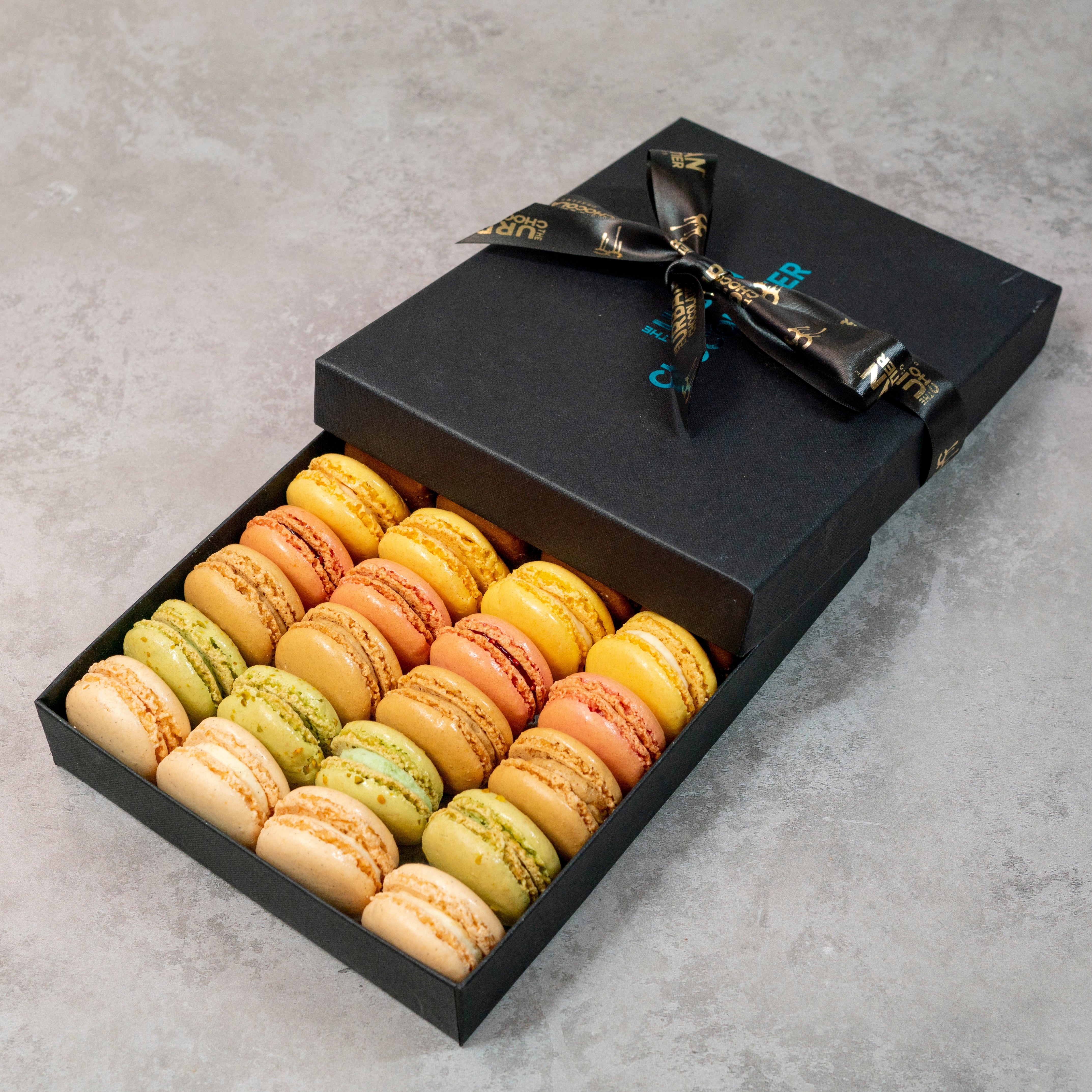 macaronです Meri Meri Ladurée Paris Macaron Surprise Balls – Shop Sweet Lulu